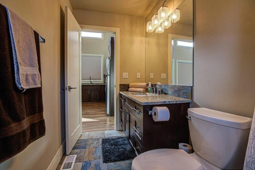 Newly Built Modern Chalet Duplex - 2 Mount Hood Village Eksteriør bilde